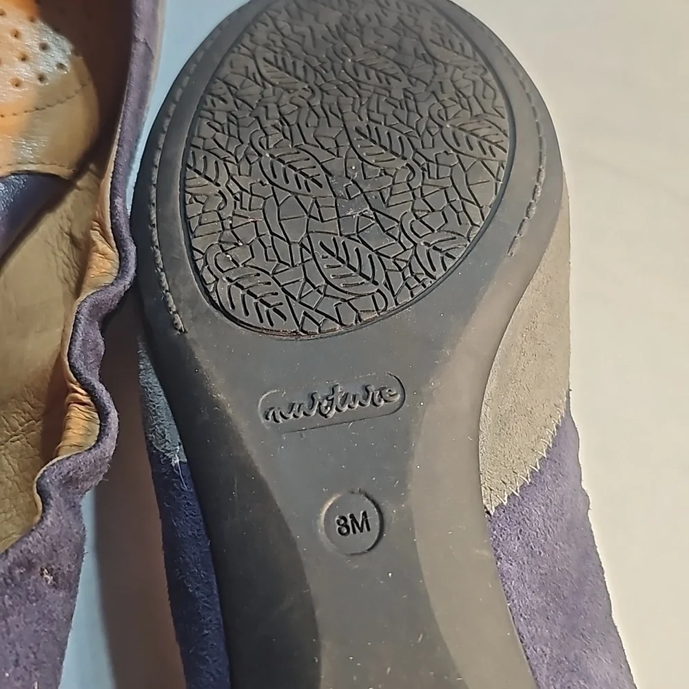 Women's Nuture Slip-on Flats NWOT
